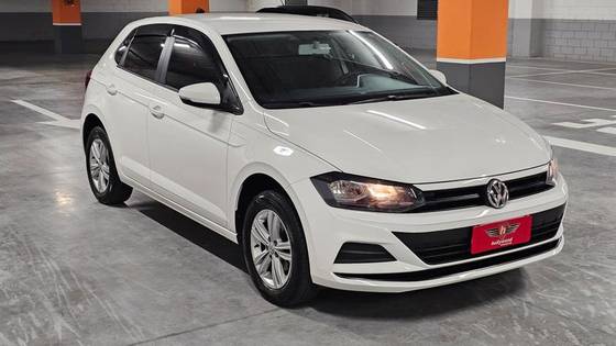 VOLKSWAGEN POLO 1.0 200 TSI COMFORTLINE AUTOMÁTICO VOLKSWAGEN POLO 1.0 200 TSI COMFORTLINE AUTOMÁTICO